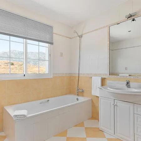 En Mijas Con Piscina Privada 8 Personas Holiday home *