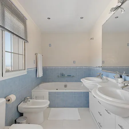 En Mijas Con Piscina Privada 8 Personas Holiday home